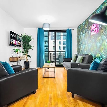 Funky Arcadian Centre Apartment By Azura Nights Birmingham Esterno foto